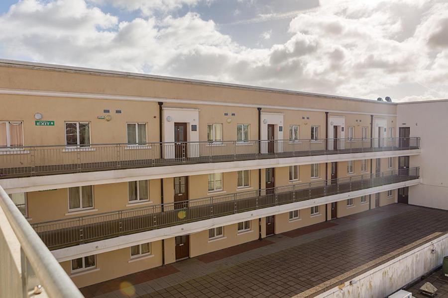 Priory House, Student Accommodation, Manor Village Apartments, Cork Road, X91W427 Вотафорд Экстерьер фото