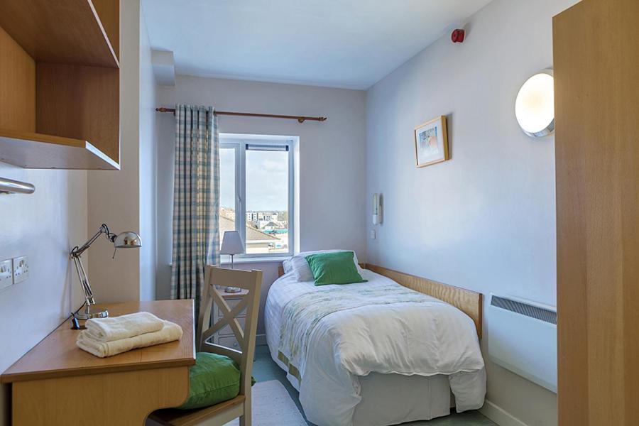 Priory House, Student Accommodation, Manor Village Apartments, Cork Road, X91W427 Вотафорд Экстерьер фото